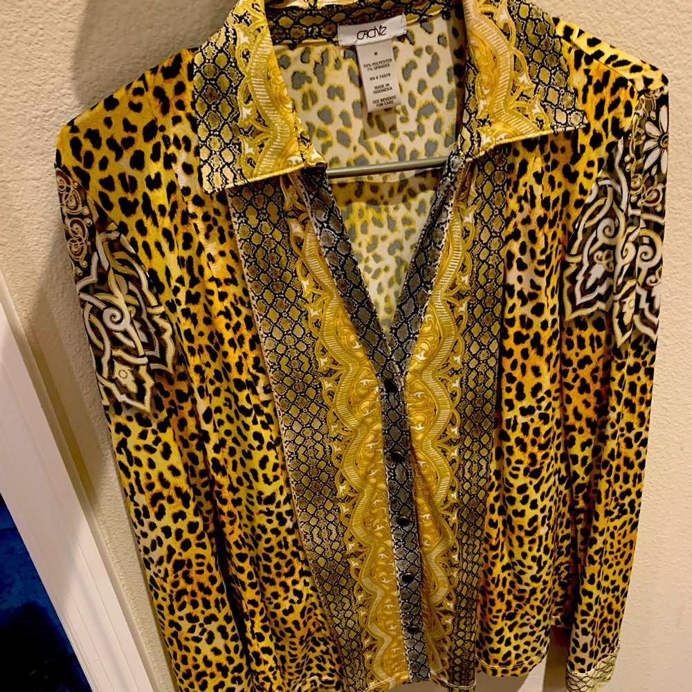 Cache medium blouse, women’s blouse, leopard